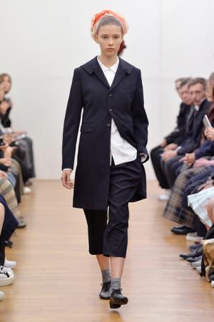 【ルック】コム デ ギャルソン・コム デ ギャルソン16SSコレクション