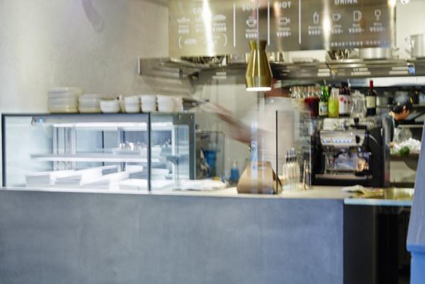 カリフォルニア発、スロー“ファスト”フード店「sage &amp; fennel」が広尾にオープン