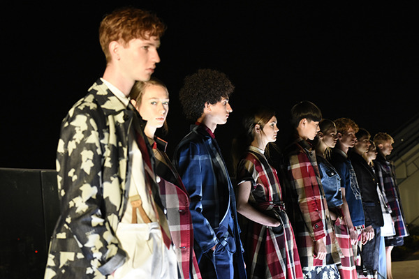 三原康裕監修のクレストブリッジ、マリン、ミリタリー、アイビー要素を加えた2シーズン目を披露【16SS】