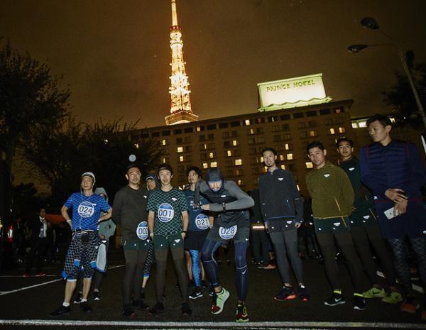 進化するGYAKUSOUに、浅野忠信が「ギャクソーーー！」乱入？