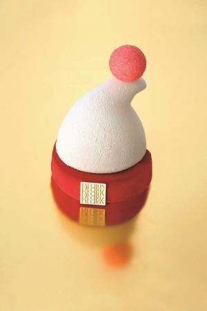 サンタ帽のふんわりムースケーキ、フォションのカラフルなクリスマス