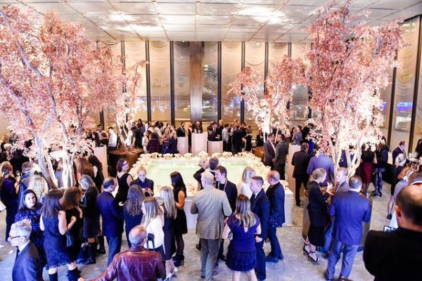 マックス マーラ×エイミー・アダムスがコラボ、「A Bag」を発売