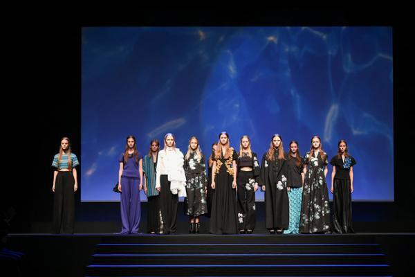 sacai阿部千登勢が2度目の毎日ファッション大賞受賞、新人賞はクリスチャン ダダ