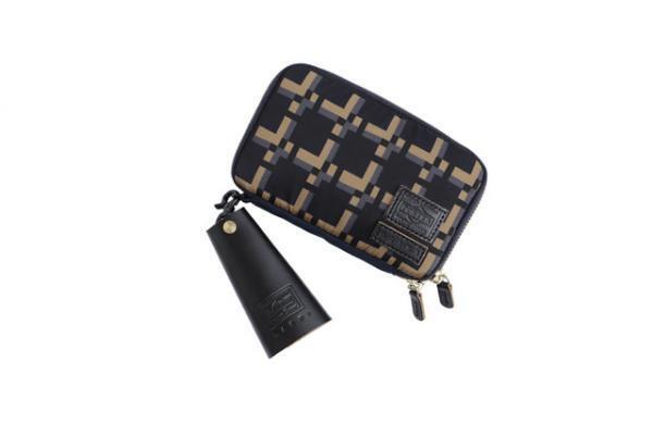 マルニ×ポーターがクリスマスシーズンに合わせレザーキーケースを発売、東京と大阪でポップアップも