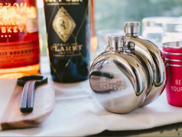 NY発、男性による男性のための日常雑貨ブランドIZOLAが中目黒でポップアップ