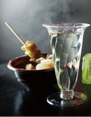 京都「アートアクアリウム城」でおでんと日本酒を振る舞う一夜限りのイベント