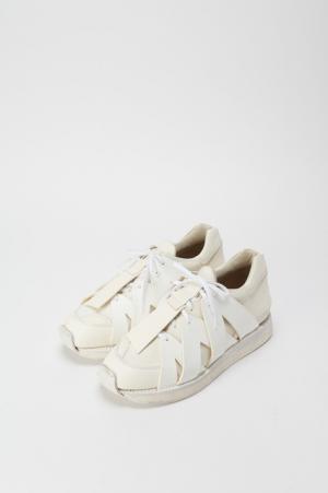 “バレエシューズ”をオマージュ、エンダースキーマが16SS新作を公開