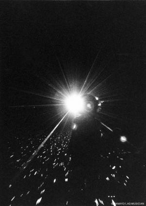 20周年のラッド ミュージシャン×アーティスト・花代、恵比寿で写真展を開催、作品集も刊行