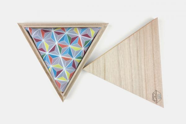 ホテルオークラ東京、旧本館の“鱗紋タイル”を商品化。シャンデリアやランプも販売