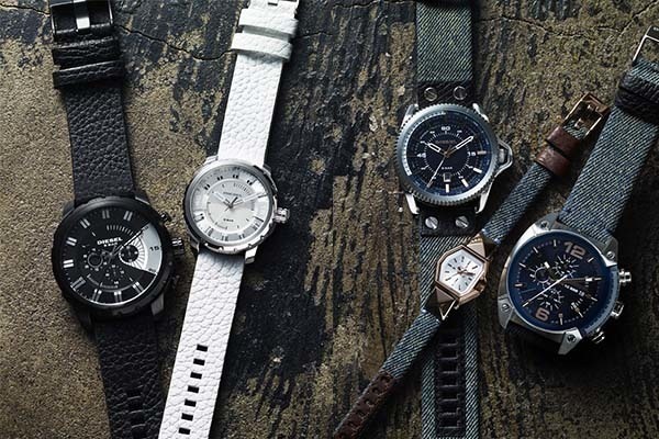 ディーゼルからペアで楽しめるウォッチのクリスマスギフト