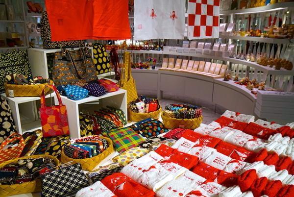 新宿伊勢丹で“芸術的・モダンなお飾り”を紹介。フラワー＆アート制作ユニット・Cui Cui.も登場