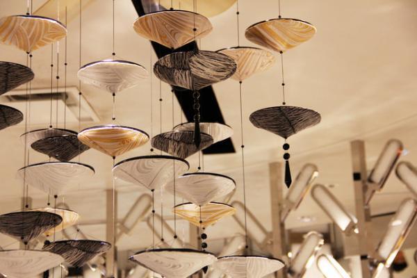 西陣・老舗帯屋×京都・建築ユニットによる「服部源ト」が新宿伊勢丹でコレクション披露