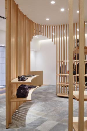 A.P.C.京都がリニューアルオープン。日本建築を彷佛させる店舗デザイン