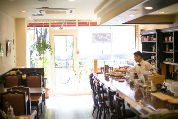 ふわふわのオムレツは厚さ2センチ！究極のたまごサンドを求めて。「やまもと喫茶」の朝ごはん【京都の旅】