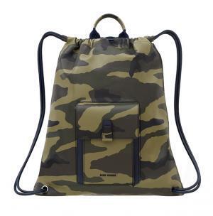 ディオール オム、伊勢丹メンズ館で16年サマーコレクションを先行発売