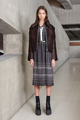 【ルック】カルヴェン16年プレフォールコレクション