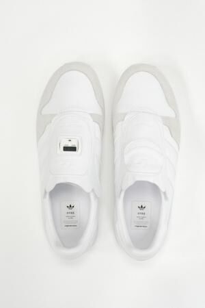 Adidas Originals By Hyke 16春夏キービジュアルを公開 84年のハイテクスニーカー マイクロペーサー をアップデート 16年1月12日 ウーマンエキサイト