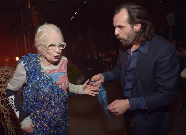 ヴィヴィアン・ウエストウッドが夫とLAでパーティーを指揮、ジョニー・デップら来場