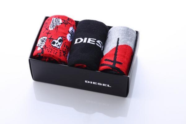 ディーゼル×マックス・ブレナーのバレンタインに真っ赤な“LOVEモンスター”登場