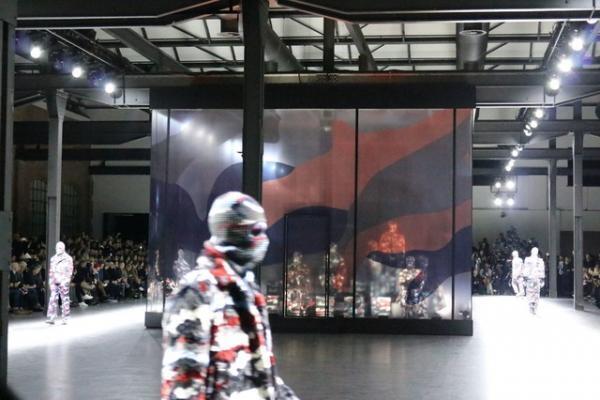 トム・ブラウンが選んだモンクレール ガム・ブルーの究極のワンテーマ【16-17AWメンズ】