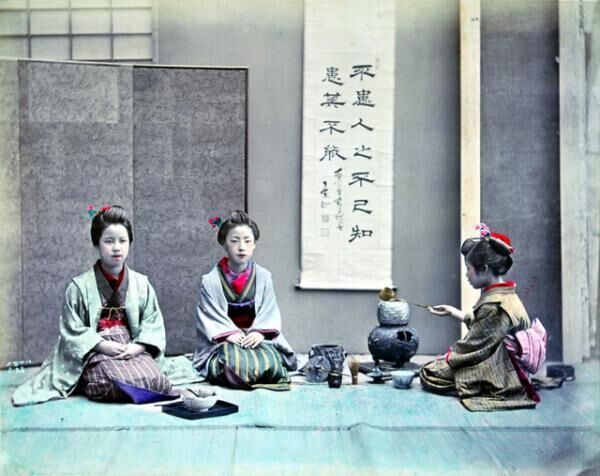 二代目鈴木真一「茶道」1880年代、鶏卵紙、手彩色