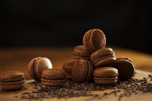 甘いチョコレートシガーを嗜む、アンダーズ 東京の大人なバレンタイン