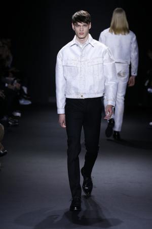 【ルック】カルバン・クライン16-17AWメンズコレクション