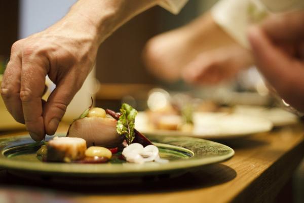 アンダーズ 東京、期間限定で佐渡の食材を使用した“至高のメニュー”をお届け