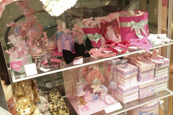 新宿伊勢丹の「PLAY ROOM」はかわいいがいっぱい！オダニミユキ、今井キラ、双木昭夫のドーリーヘアメイク講座も