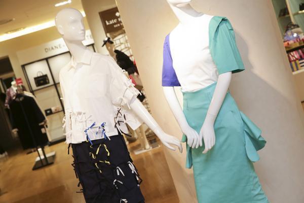 銀座三越で天野喜孝「CANDY GIRL」限定アイテム発売開始。マドモアゼル・ユリア、アローディアも駆けつける！