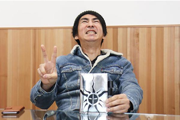 岡本太郎の「ほぼ日手帳」発売。記念展覧会「みんなのTARO2016」が南青山で開催中