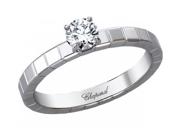 ショパール「アイスキューブ」初、プラチナを使ったブライダルリングが誕生