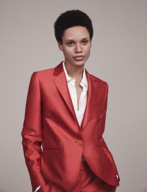 サプールにインスパイアされたマックスマーラのジャケットコレクションが新宿伊勢丹を皮切りに展開スタート