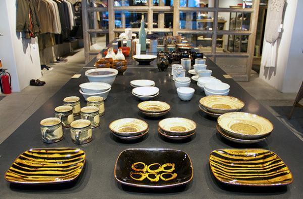 珈琲の香りに包まれて、お気に入りの器に出会う--「BLOOM&BRANCH」「COBI COFFEE」【東京の器屋を巡るvol.4】