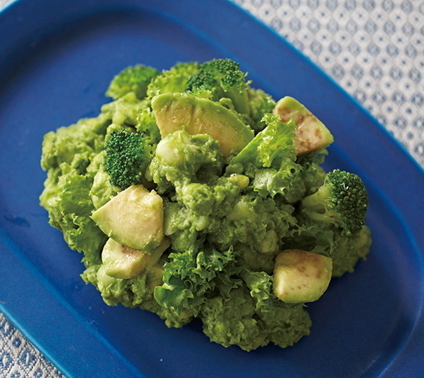 新宿伊勢丹、“スーパーフード料理”を紹介中！柿安、なだ万、デュヌ・ラルテの抹茶パンまで