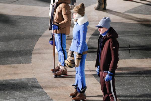 モンクレール グルノーブルがNYコレクションで新たにスノボウェアを発表【16-17AWメンズ＆ウィメンズ】