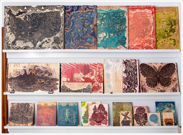 幾重もの色彩の美、アメリカ・ペンシルベニアの職人夫婦による全行程手作業の木版画