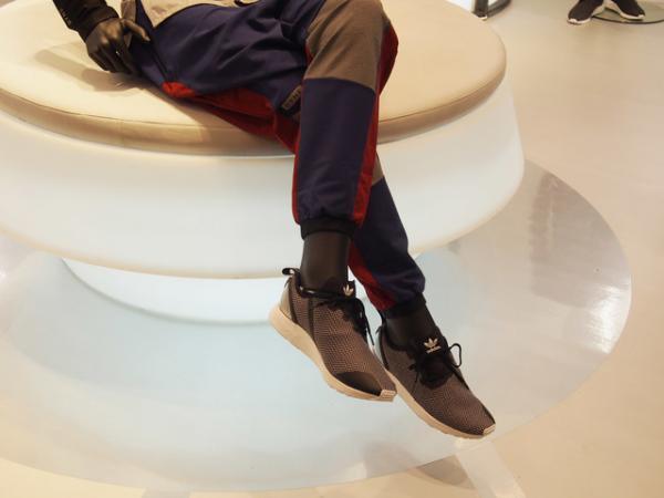 伊勢丹メンズ×Surfaceのコラボで実現する、未来のデパートメントストア。スタイリッシュなギアアイテムも登場