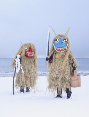 銀座メゾンエルメスで日本列島の仮面神や鬼を収めたシャルル・フレジェの最新作「YOKAINOSHIMA」公開