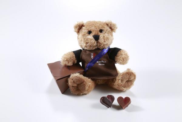 ジャン＝ポール・エヴァンがホワイトデーに、テディベアとセットのショコラを限定発売