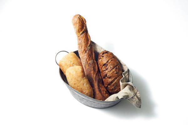 伊勢丹新宿で世界各国1,200種のワインに出会う、パン＆チーズ好きにも嬉しい「世界を旅するワイン展」開催！