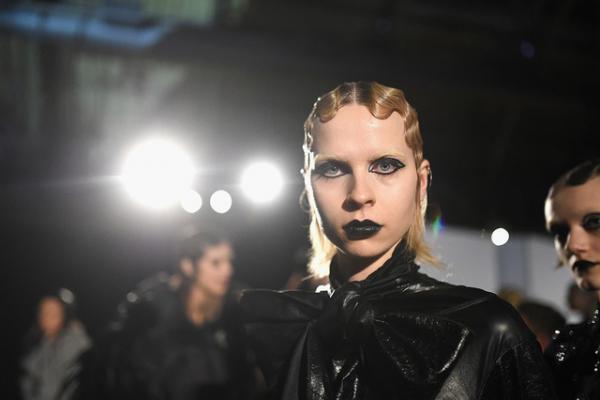 【ルック】マーク ジェイコブス16-17AWウィメンズコレクション