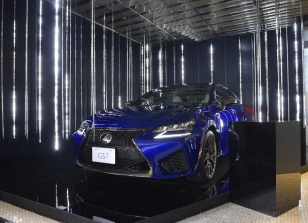 レクサスがコラボするデジタル進化の空間アート。メディア アンビション トーキョー2016開幕