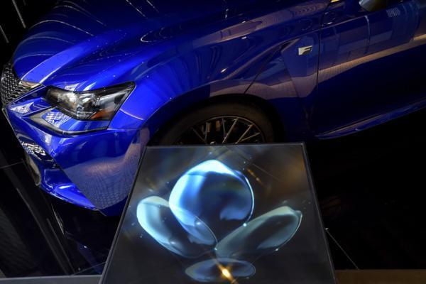 レクサスがコラボするデジタル進化の空間アート。メディア アンビション トーキョー2016開幕