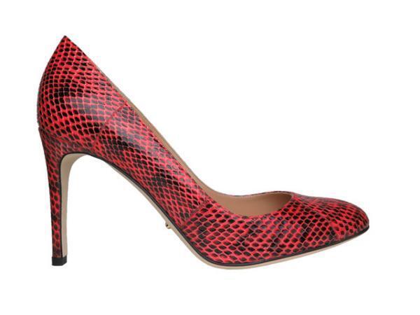 セルジオ ロッシがアイコンシューズ「ゴディバ」＆「マダム」の新作をポップアップでお披露目