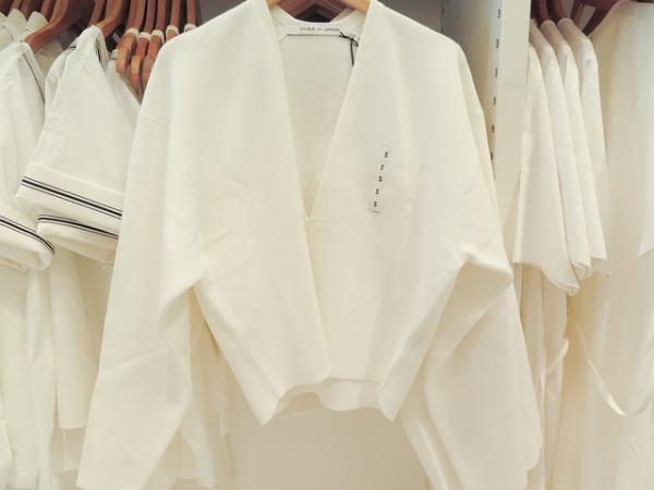 ユニクロ×ルメールの2016春夏コレクション本日発売！ユニクロ銀座にはフルアイテムがそろう期間限定フロアが