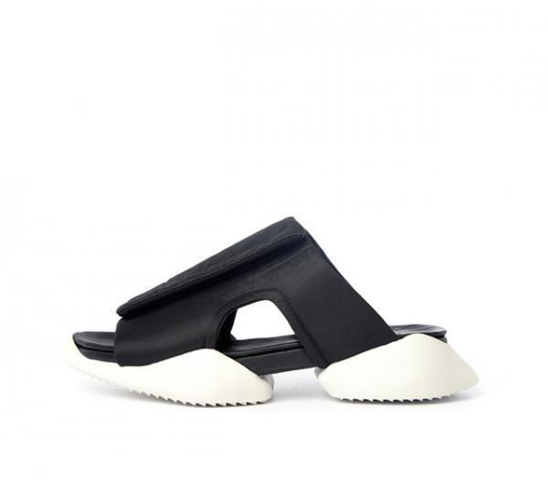 アディダス バイ リック・オウエンス2016春夏コレクションが12日発売予定