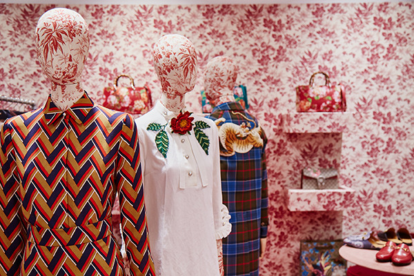 ミケーレが描くグッチの楽園「グッチ ガーデン」がDSMGに。オープニングには萬波ユカ、入夏らが来場