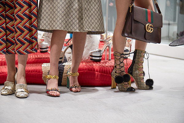 ミケーレが描くグッチの楽園「グッチ ガーデン」がDSMGに。オープニングには萬波ユカ、入夏らが来場