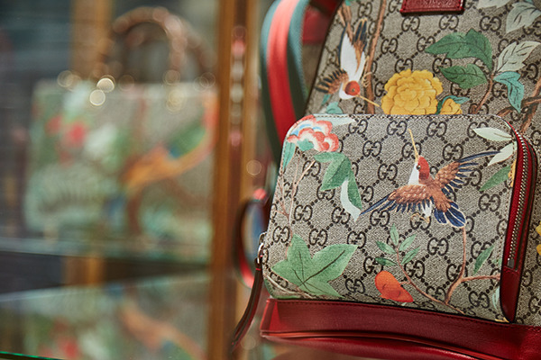 ミケーレが描くグッチの楽園「グッチ ガーデン」がDSMGに。オープニングには萬波ユカ、入夏らが来場